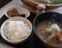 http://blog.kiss-cafe.jp/image/tonjiru-thumbnail4.jpg